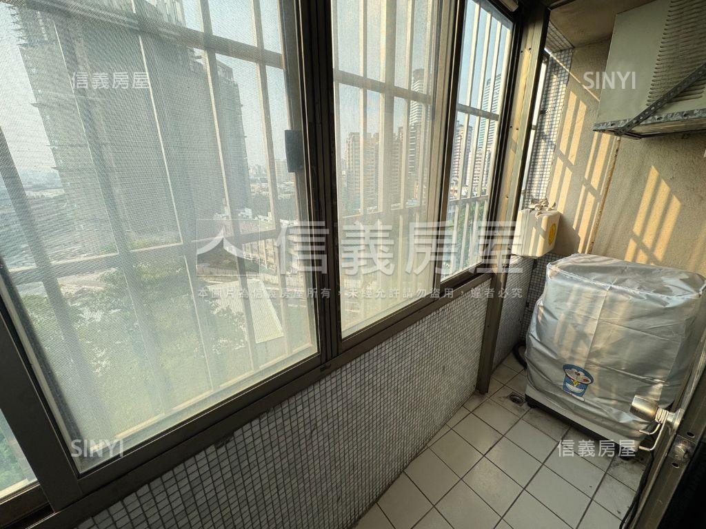 假日半島。高樓視野戶房屋室內格局與周邊環境