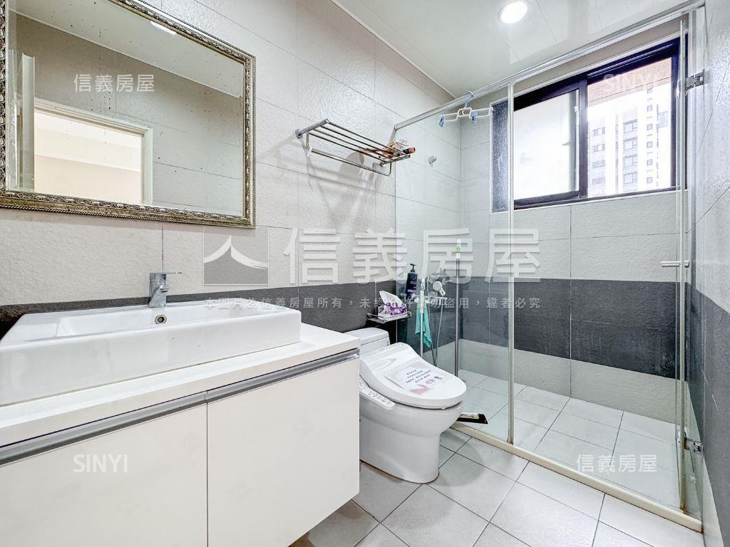 成功學區採光裝潢美三房房屋室內格局與周邊環境