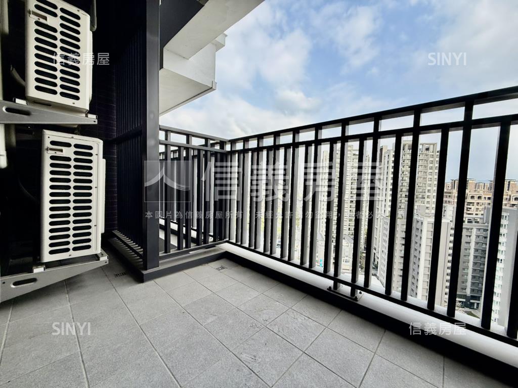 洲際Ｗ高樓層大２房平車房屋室內格局與周邊環境