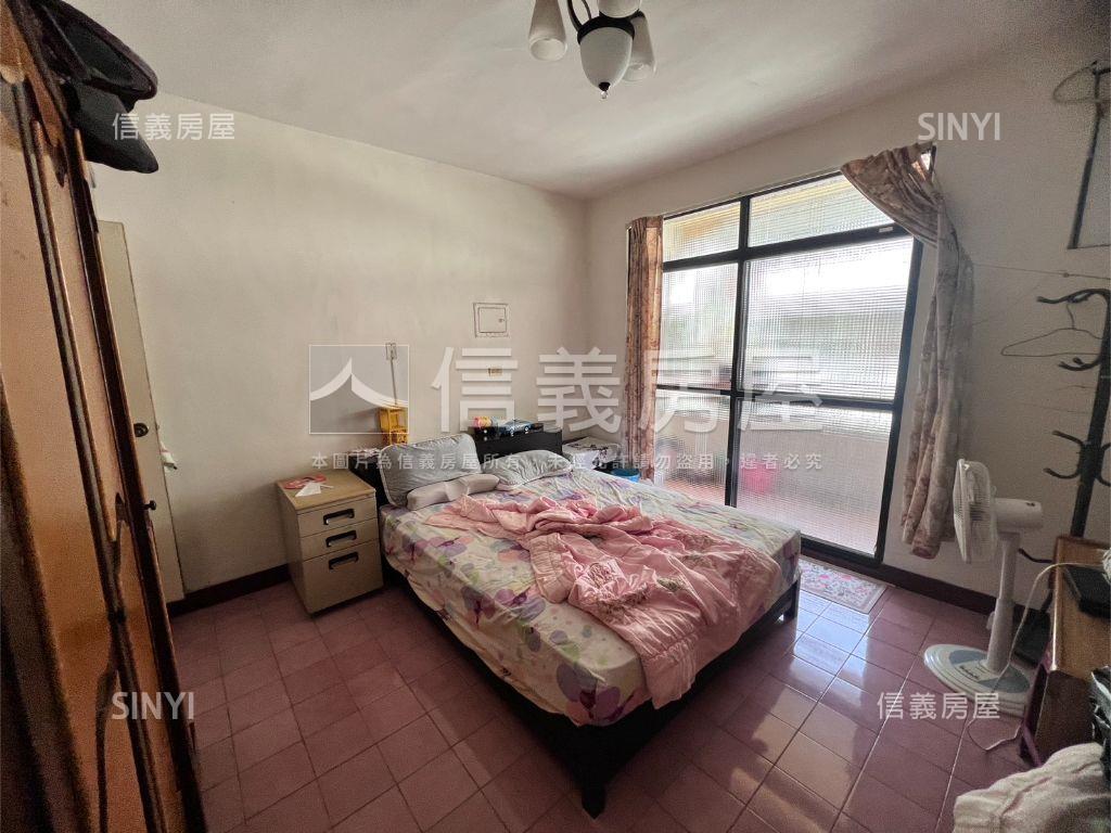 左營大路稀有釋出透天房屋室內格局與周邊環境