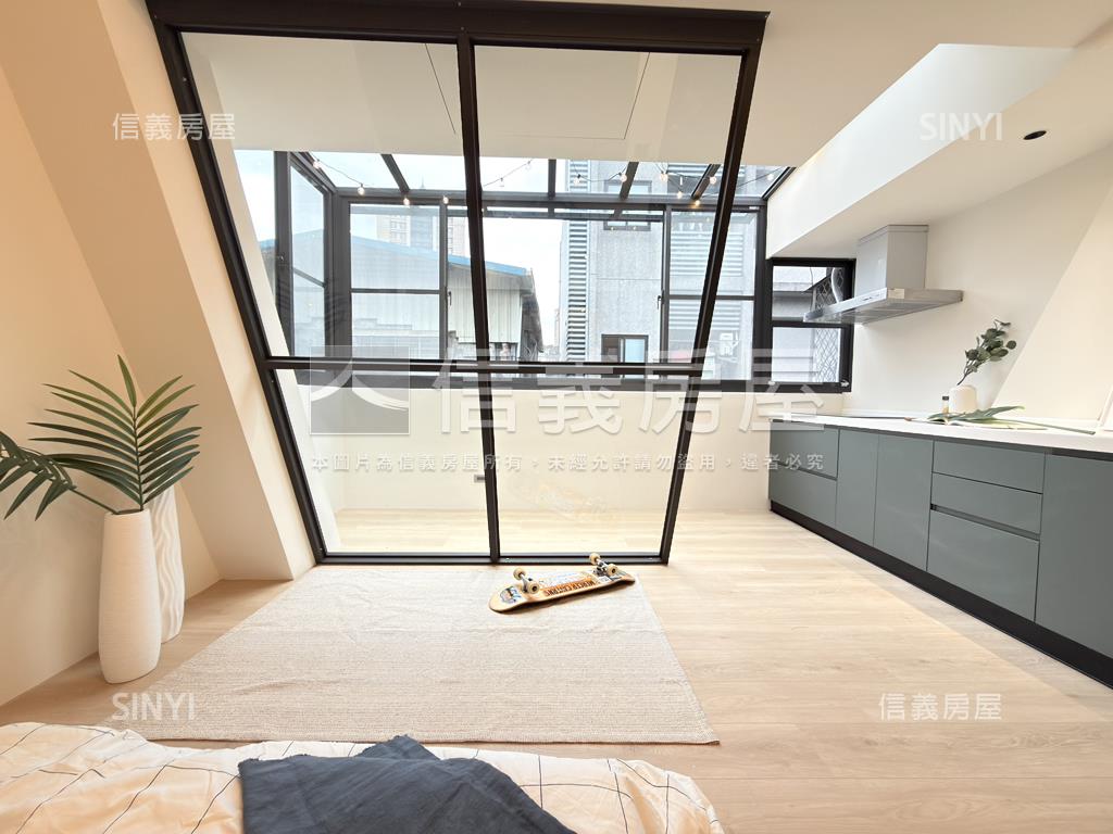 精美裝潢電梯小豪宅房屋室內格局與周邊環境