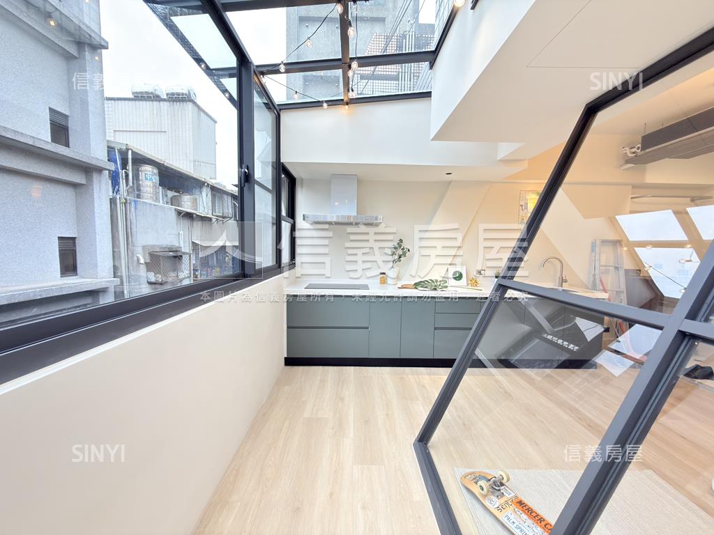 精美裝潢電梯小豪宅房屋室內格局與周邊環境