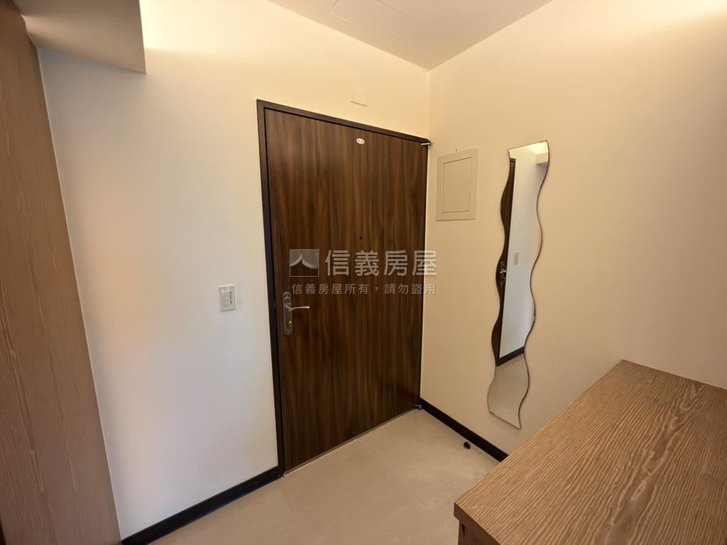 元氣瞭望山景房屋室內格局與周邊環境