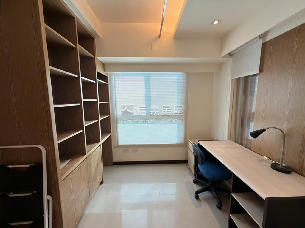 元氣瞭望山景房屋室內格局與周邊環境