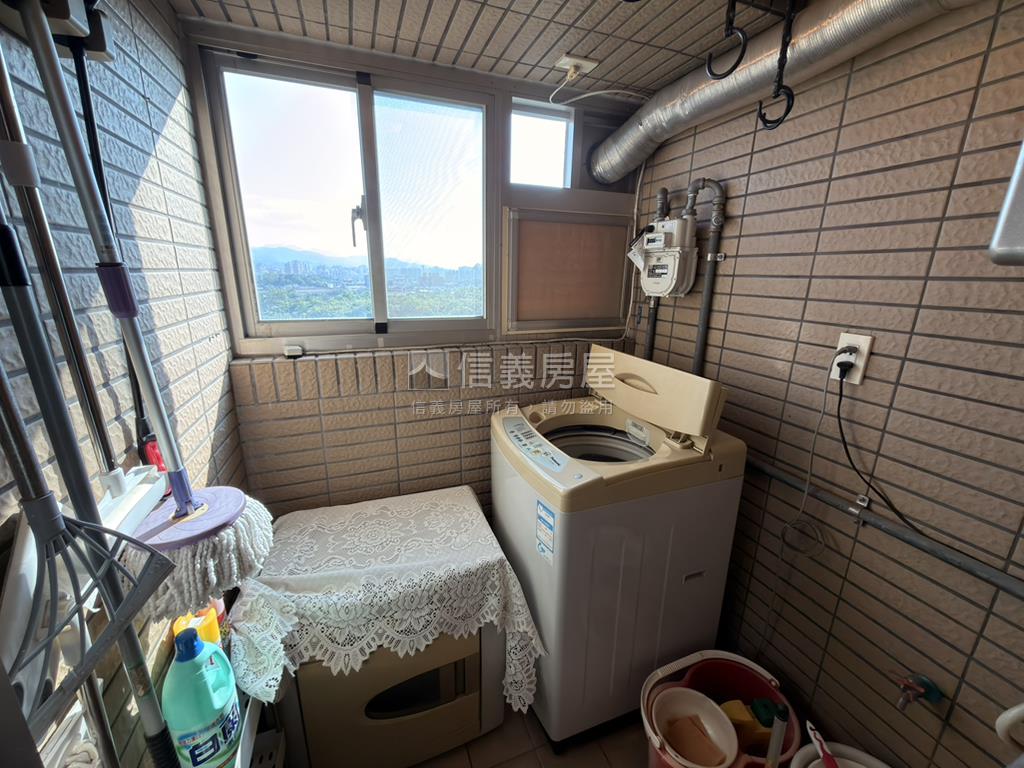 元氣瞭望山景房屋室內格局與周邊環境