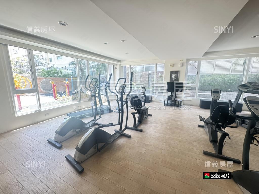 近康乃薾椰林觀景露臺四房房屋室內格局與周邊環境