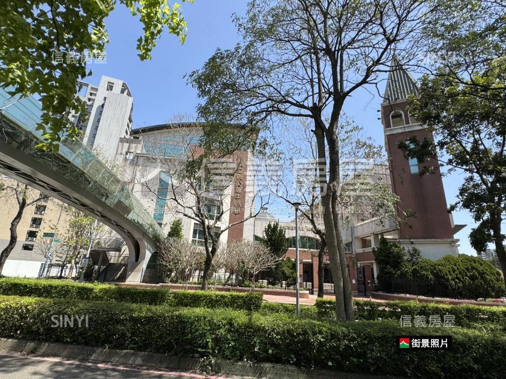 近康乃薾椰林觀景露臺四房房屋室內格局與周邊環境