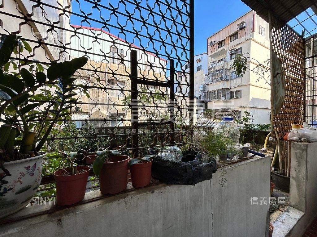 近仁愛醫院正國光路金透店房屋室內格局與周邊環境