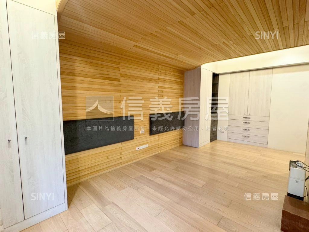 中悅彼得堡·朝南豪邸房屋室內格局與周邊環境