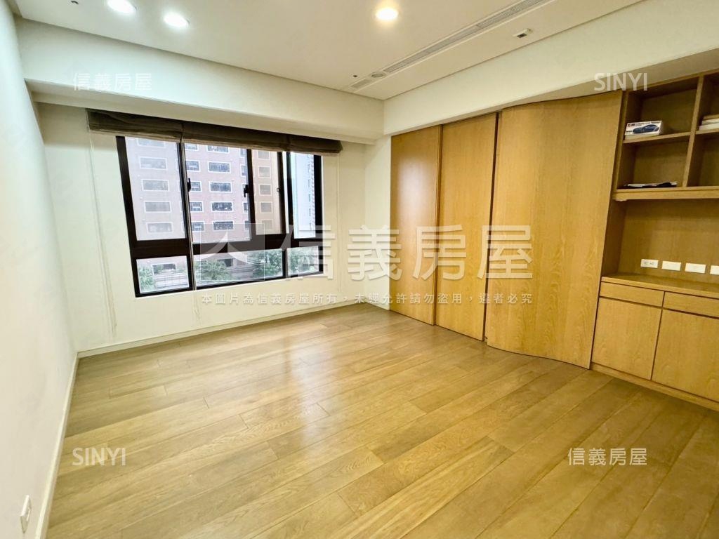 中悅彼得堡·朝南豪邸房屋室內格局與周邊環境