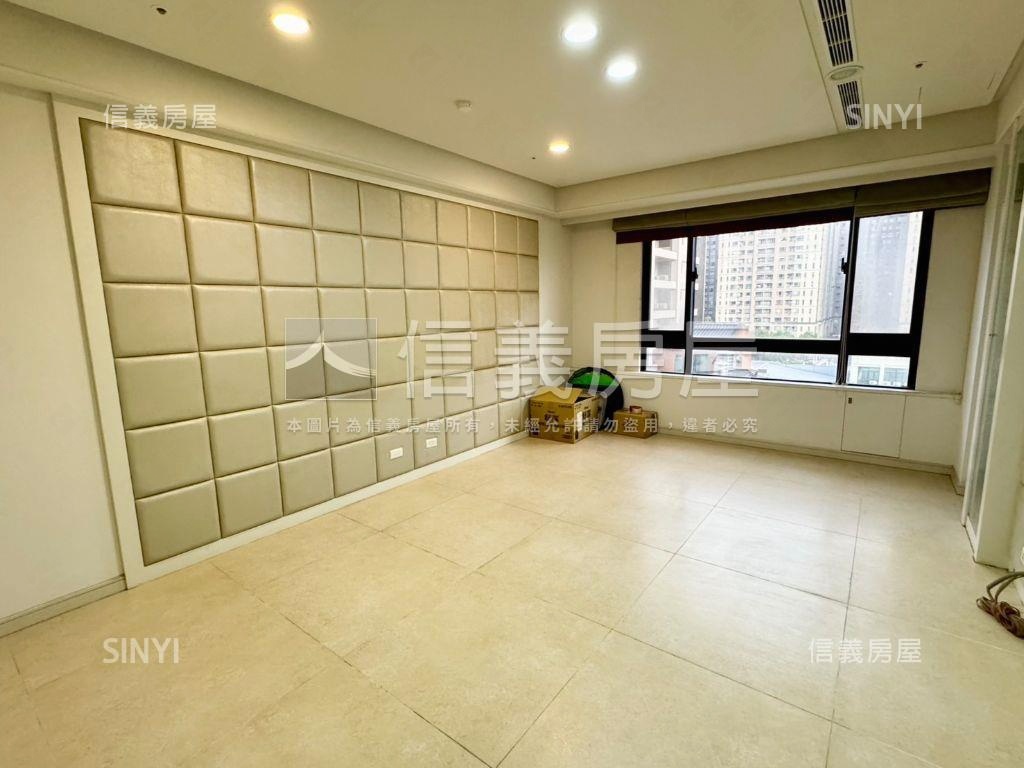 中悅彼得堡·朝南豪邸房屋室內格局與周邊環境
