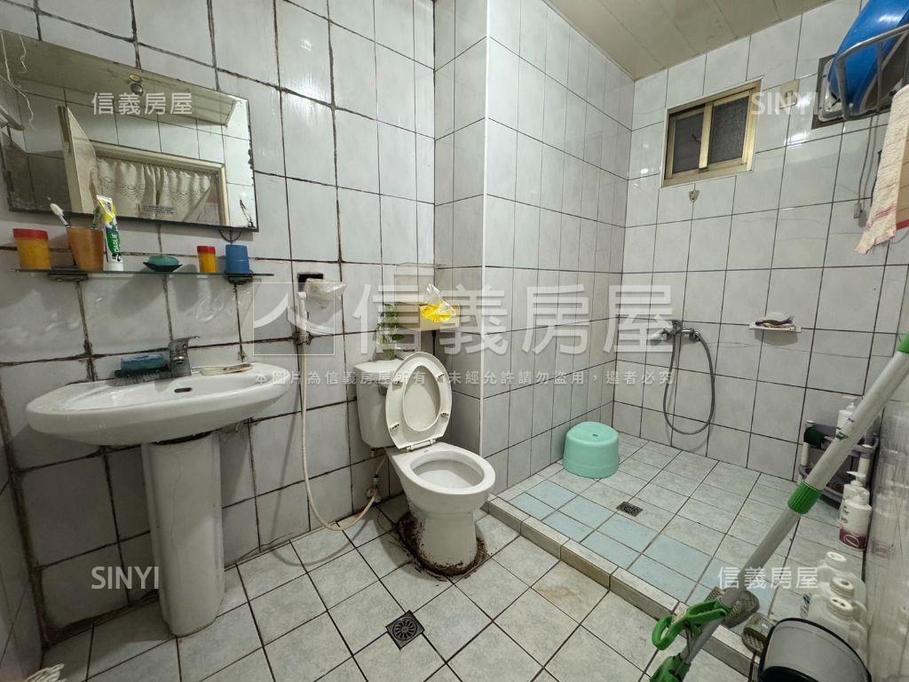 南港展覽館路寬稀有一樓房屋室內格局與周邊環境