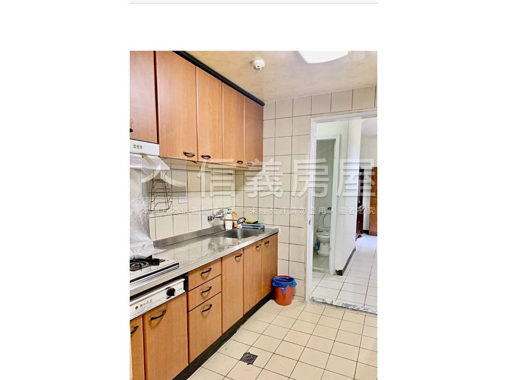 民權西路大同世界大三房房屋室內格局與周邊環境