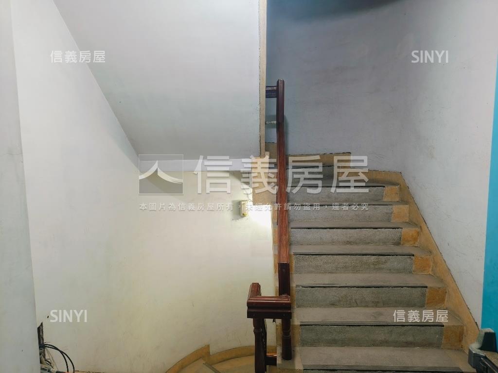 民權西路大同世界大三房房屋室內格局與周邊環境