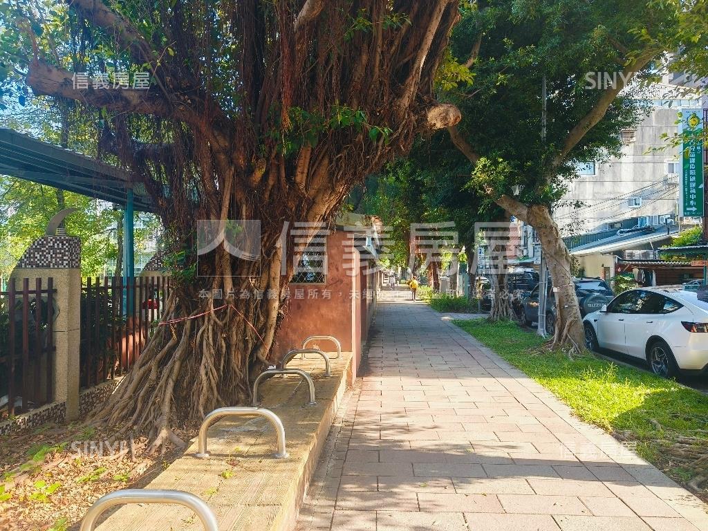 民權西路大同世界大三房房屋室內格局與周邊環境