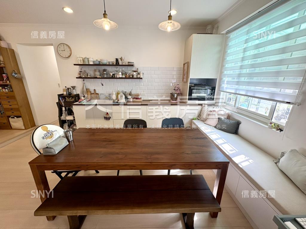 區公所華中街邊間漂亮美宅房屋室內格局與周邊環境