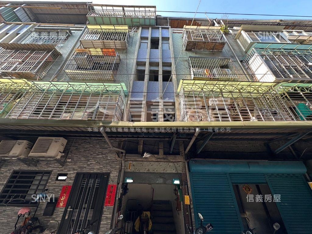 三和路四段溫馨頂加房屋室內格局與周邊環境