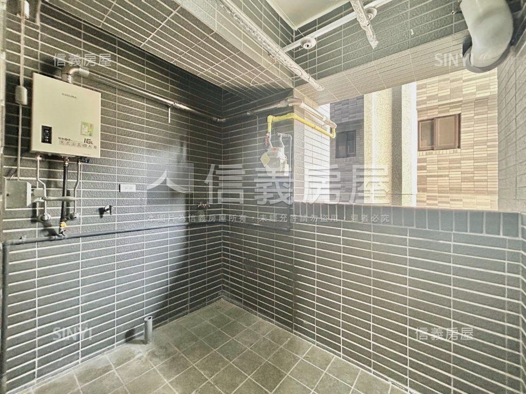 高鐵合新璞遇明亮美三房房屋室內格局與周邊環境