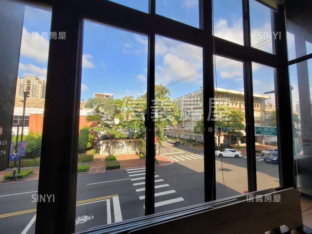 黃金角間透天店面房屋室內格局與周邊環境