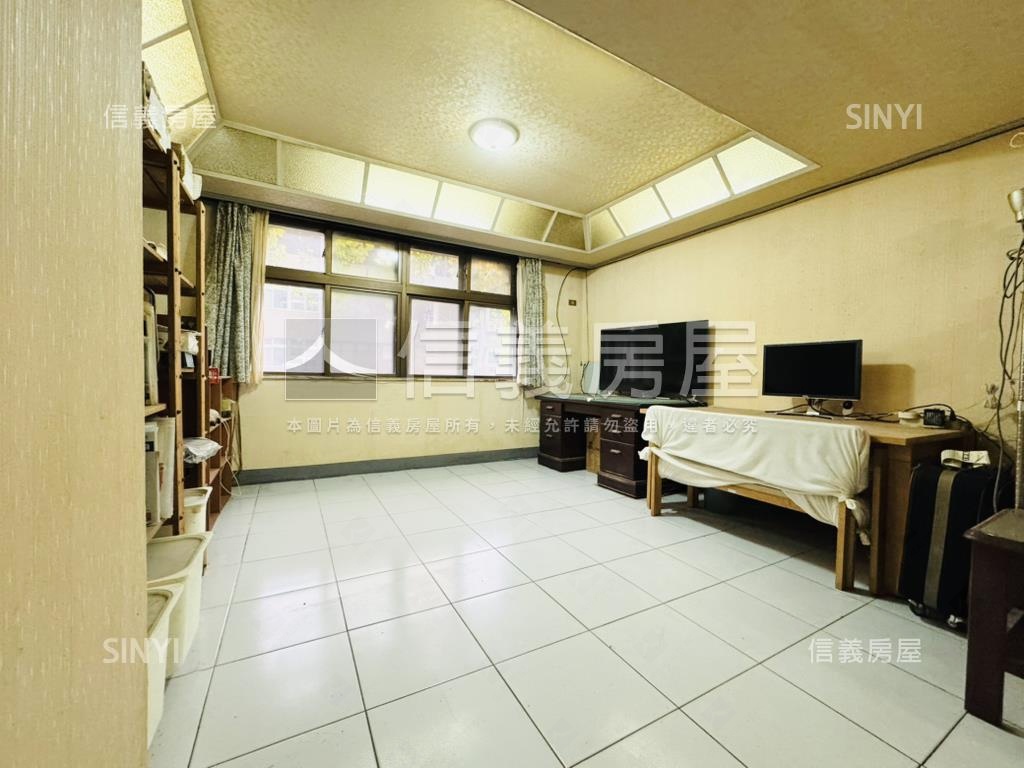 ★專任★保安街公寓二樓房屋室內格局與周邊環境