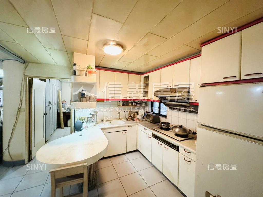 ★專任★保安街公寓二樓房屋室內格局與周邊環境