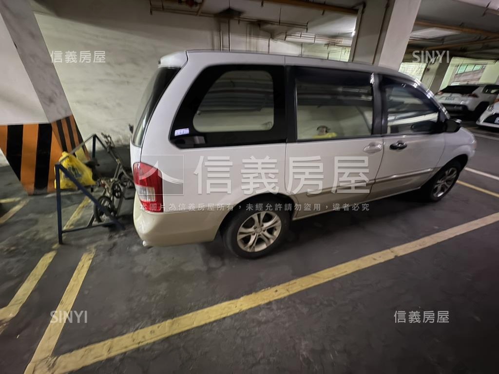近信義國中小三房附平車房屋室內格局與周邊環境
