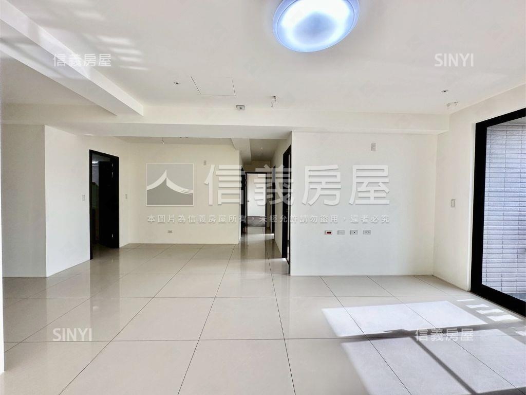 富宇權峰稀有外棟四房雙車房屋室內格局與周邊環境