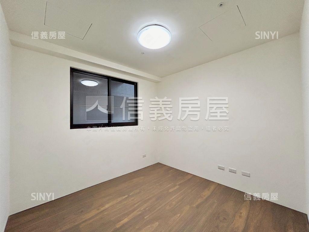 富宇權峰稀有外棟四房雙車房屋室內格局與周邊環境