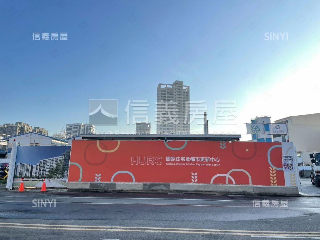 郡平路面寬約６米土地房屋室內格局與周邊環境