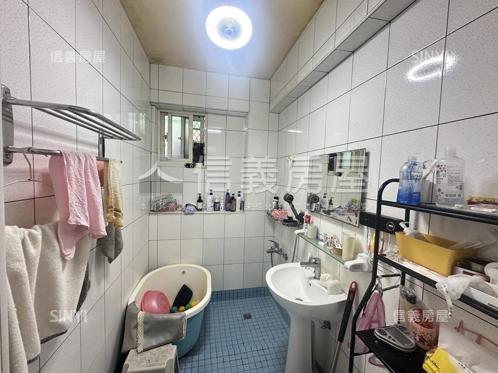 近中正路商圈美宅房屋室內格局與周邊環境