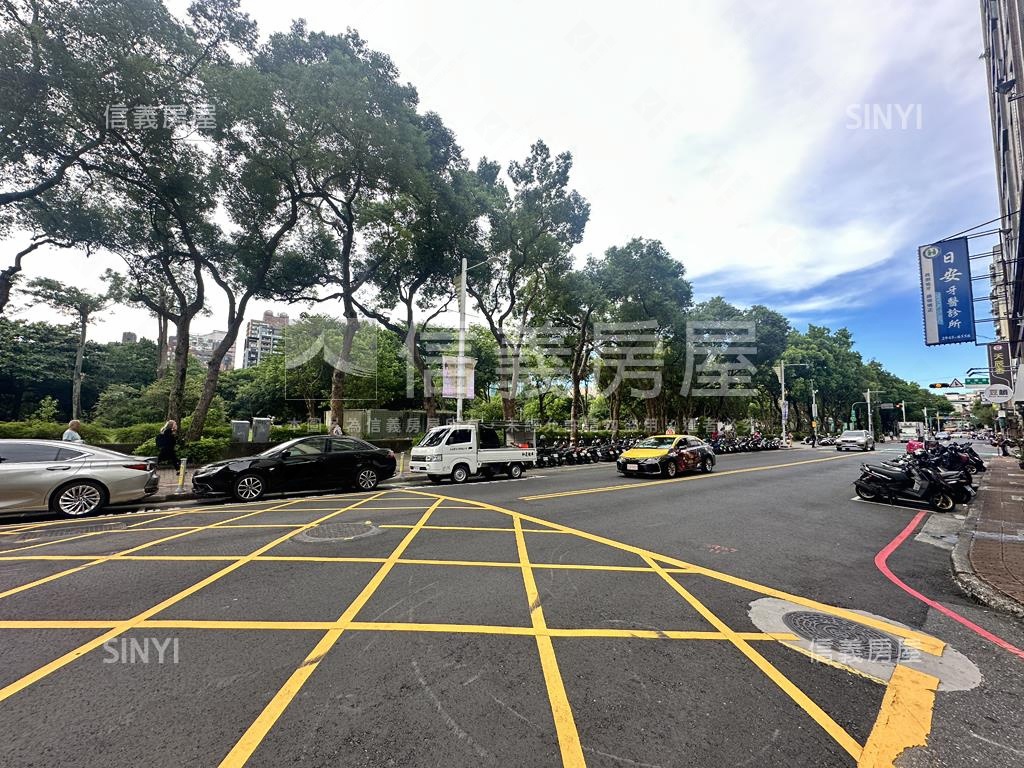 近中正路商圈美宅房屋室內格局與周邊環境