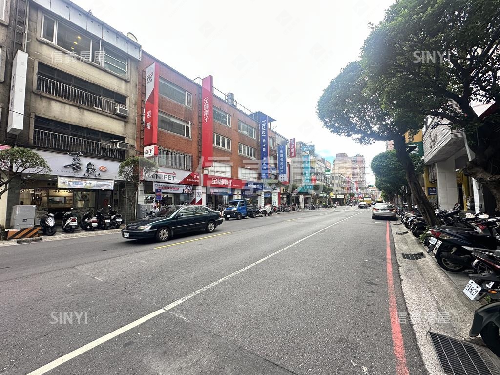 近中正路商圈美宅房屋室內格局與周邊環境