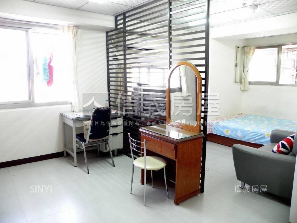 興大低總價電梯雙套房房屋室內格局與周邊環境