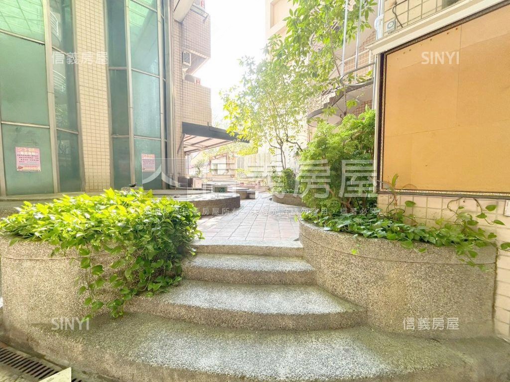 興大低總價電梯雙套房房屋室內格局與周邊環境