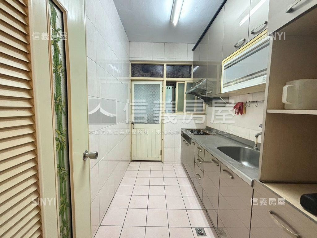 靚靚邊間加乘美宅房屋室內格局與周邊環境