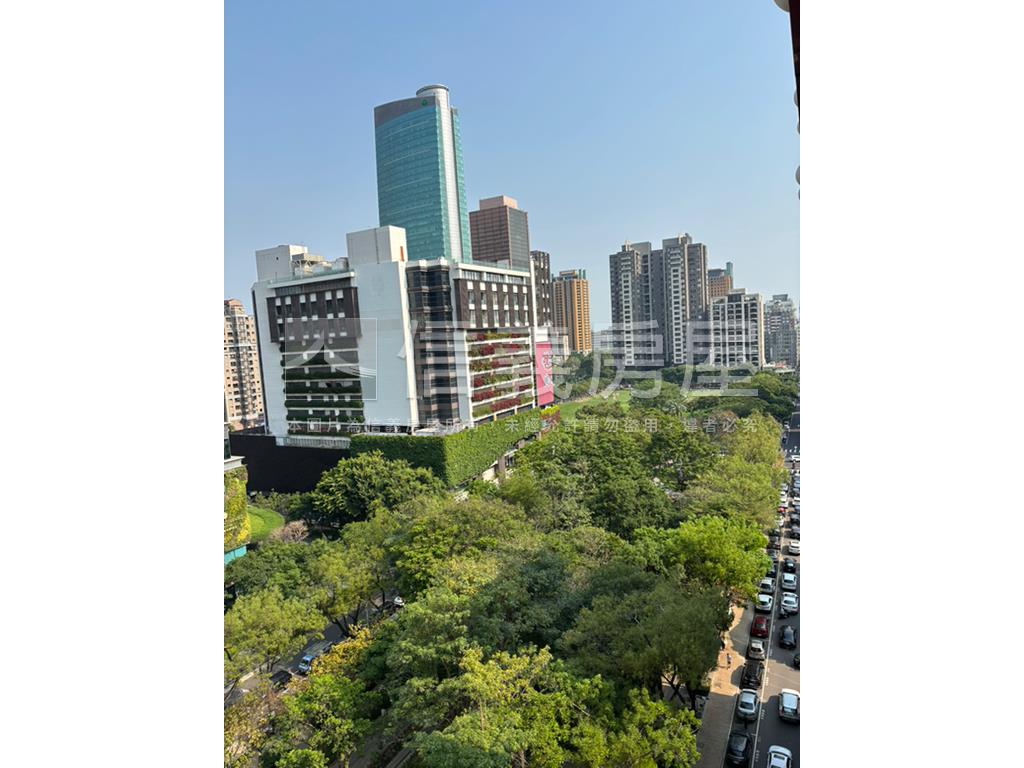 經國綠園道精美小宅房屋室內格局與周邊環境