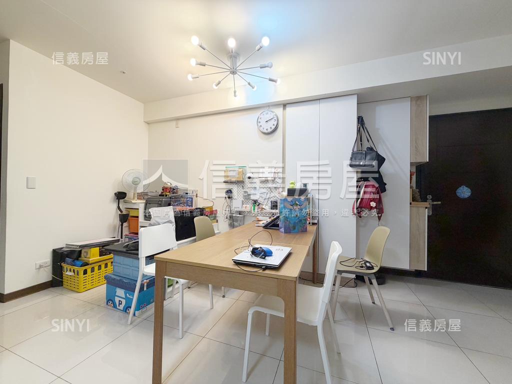 幸福時光溫馨兩房車位房屋室內格局與周邊環境