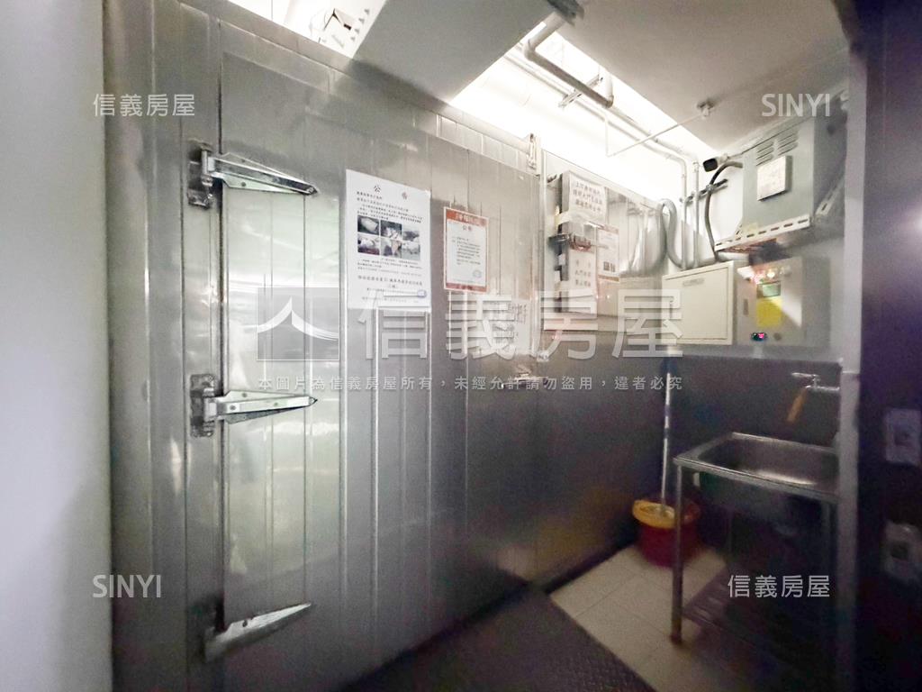 幸福時光溫馨兩房車位房屋室內格局與周邊環境