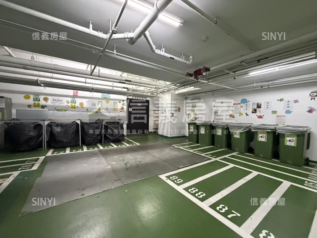 幸福時光溫馨兩房車位房屋室內格局與周邊環境