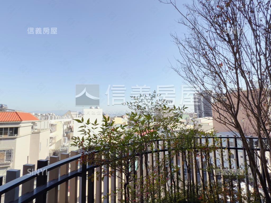 楓ＰＡＲＫ四房雙平車房屋室內格局與周邊環境
