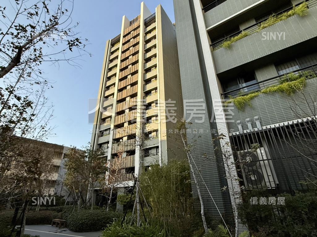 楓ＰＡＲＫ四房雙平車房屋室內格局與周邊環境