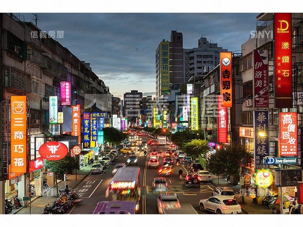 中正路黃金店面房屋室內格局與周邊環境