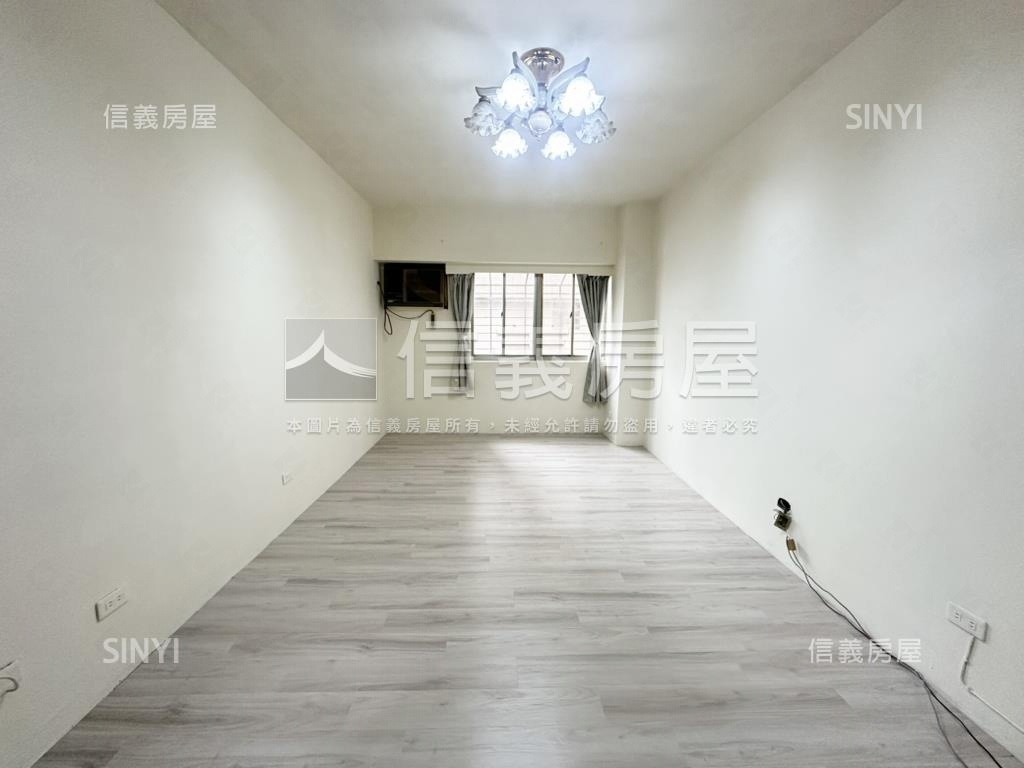 近中和國小邊間電梯三房房屋室內格局與周邊環境