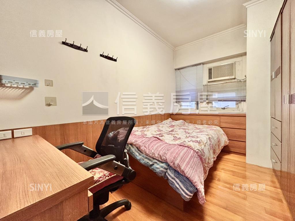 春和景明●日月光四房車位房屋室內格局與周邊環境