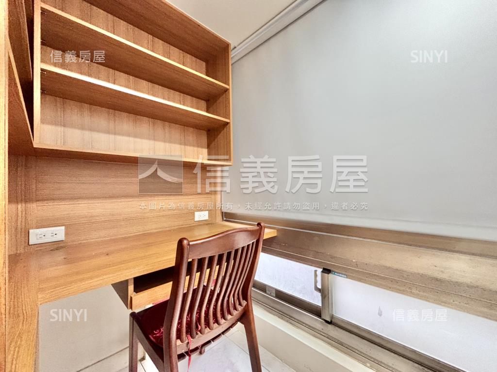 春和景明●日月光四房車位房屋室內格局與周邊環境