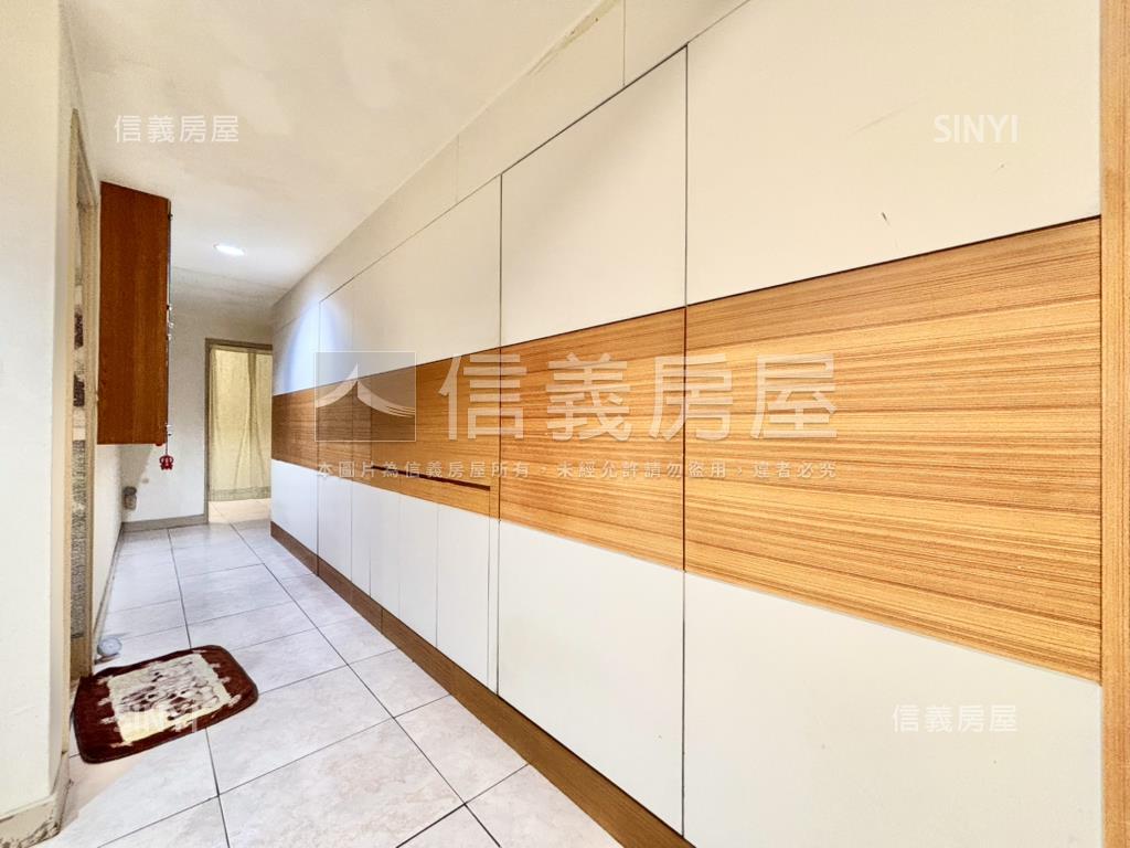 春和景明●日月光四房車位房屋室內格局與周邊環境