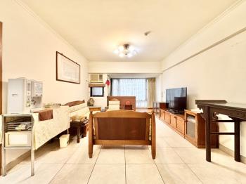 春和景明●日月光四房車位