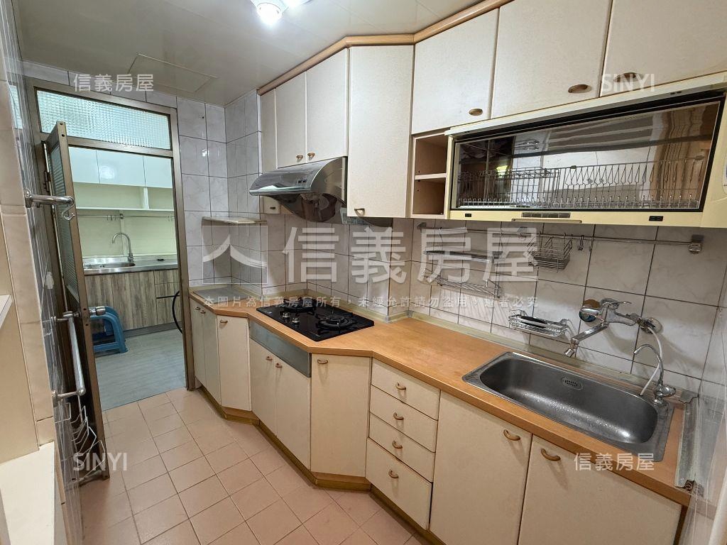 大坪林精美三樓美美屋房屋室內格局與周邊環境