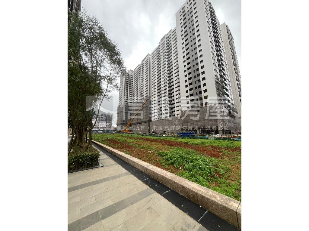 低總價大亮泊稀有面向房屋室內格局與周邊環境