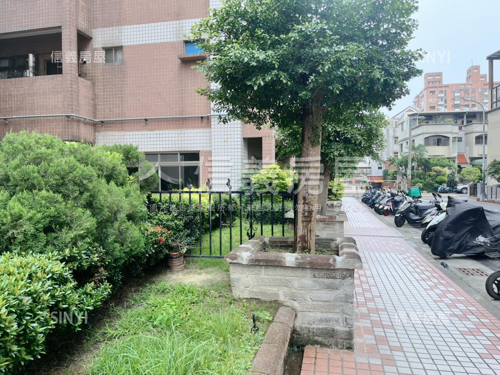太子松竹３房平車有整理房屋室內格局與周邊環境